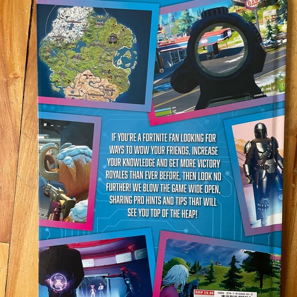 Fortine book bundle! Never used brand new - Picture 2 of 5